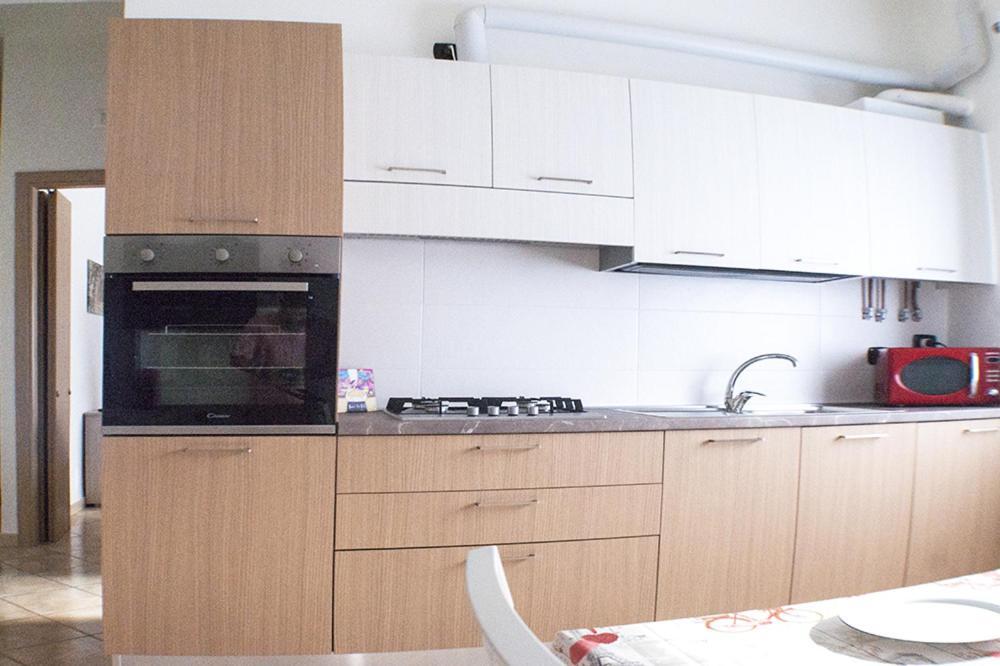 Chiara'S Home Μπρίντιζι Εξωτερικό φωτογραφία