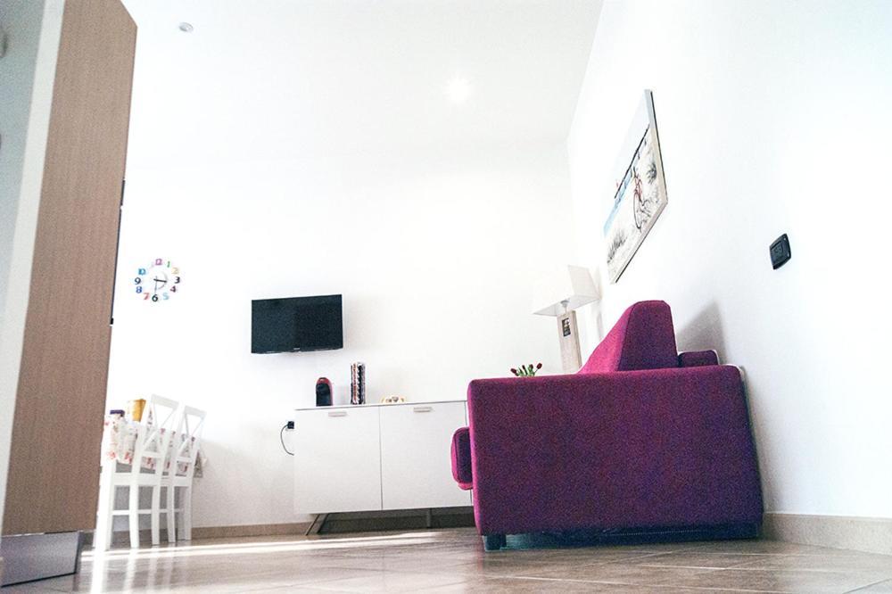 Chiara'S Home Μπρίντιζι Εξωτερικό φωτογραφία